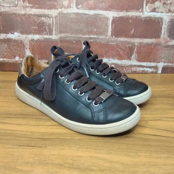 UGG Shoes - UGG Shoes Womens Size 7 Black Leather Low Top Sneakers